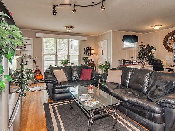5th image of 308 Woodberry Dr #B