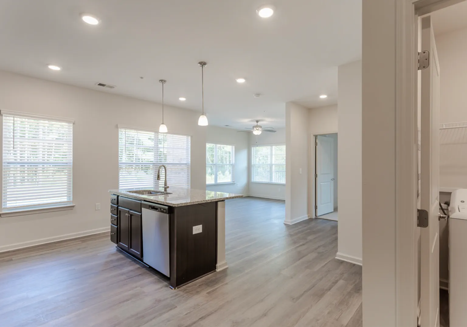 The Laurel- 1 Bedroom — Photo 2