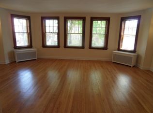 6240 N Talman Ave #2, Chicago, IL 60659