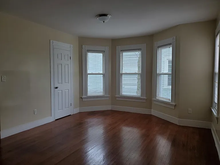 81 Sherman Ave #2 — Photo 2