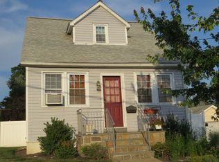 16 Salisbury Rd, Yonkers, NY 10710