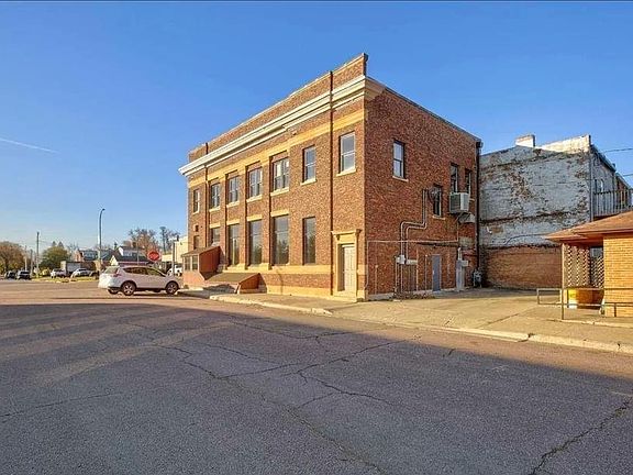2nd image of 101 2nd Ave S #2