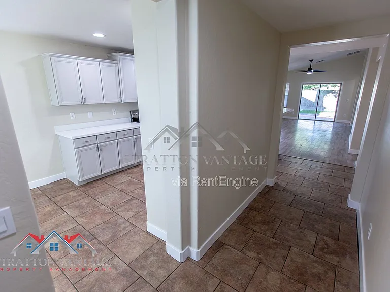 1868 W Desert Seasons Dr — Photo 6