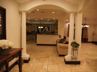 23211 Leonora Dr, Woodland Hills, CA 91367