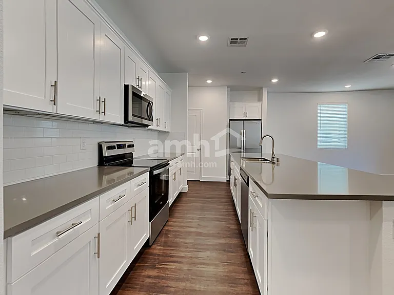 10123 Cove Mountain St — Photo 4