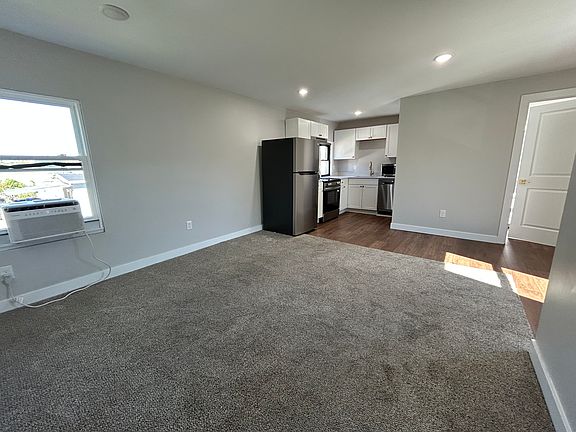 3rd image of 120 Garvey Ave APT 2