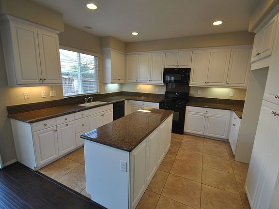 5th image of 37348 Hydrus Pl