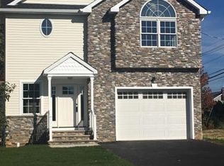 1 Wallace St, East Hanover, NJ 07936