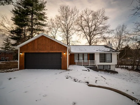 705 Old 63 S, Columbia, MO 65201