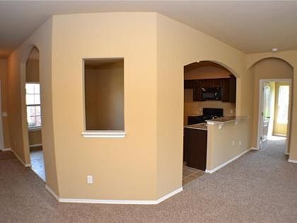 4th image of 2713 Demotte Dr