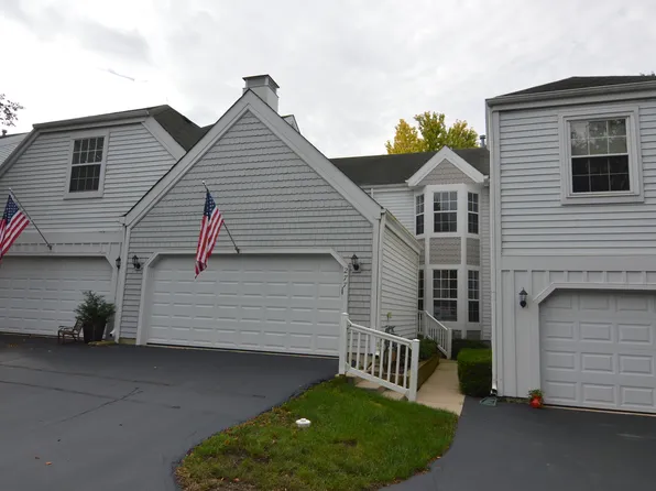 277 Oak Bluff Ct #24-4, Wauconda, IL 60084