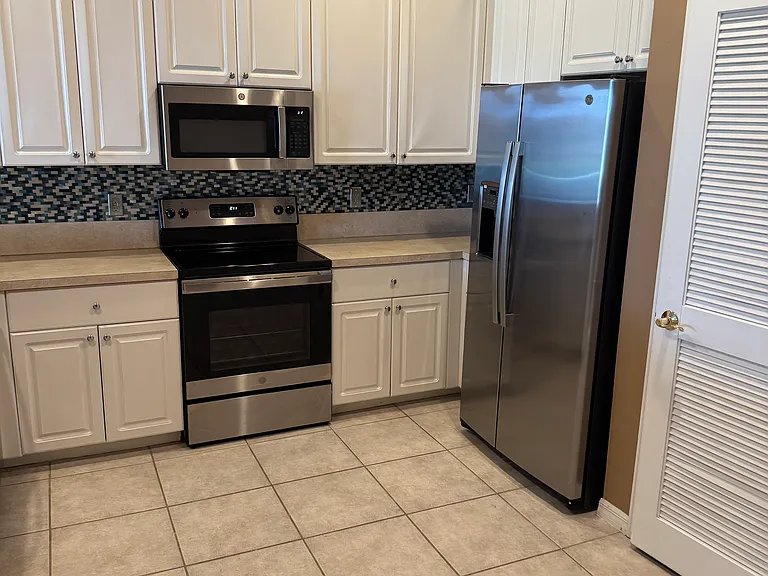 2693 Sunset Lake Dr — Photo 22