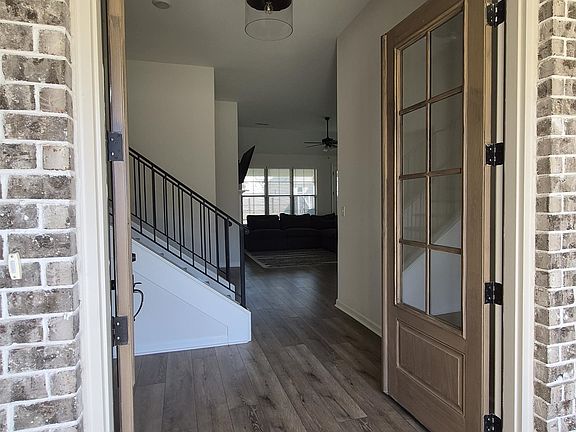 4th image of 80 Sugalina Valley Dr
