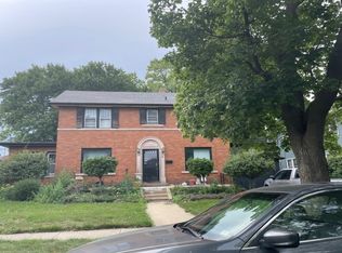 20 N Elmwood Ave, Waukegan, IL 60085