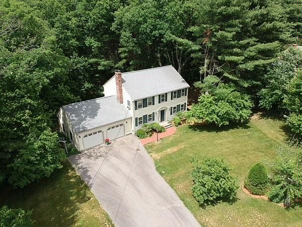 1st image of 75 Lorraine Metcalf Dr