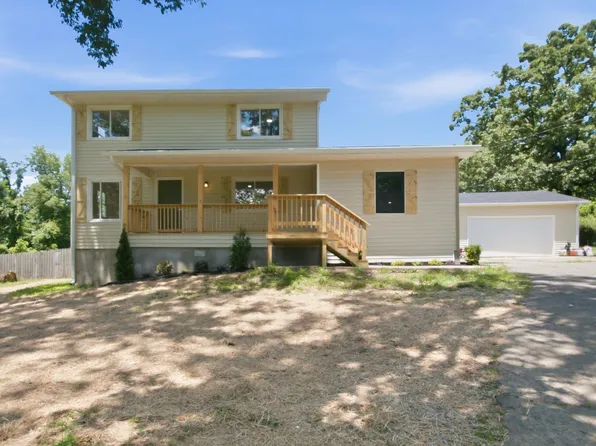 550 Central Ave, White Bluff, TN 37187