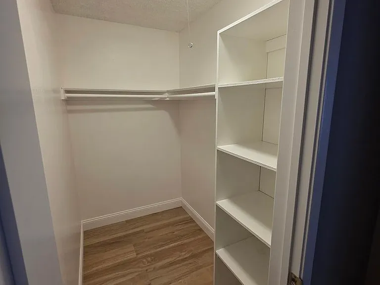 Providence House Apartments — Photo 23