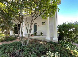 833 Crooked Tree Dr, Petoskey, MI 49770