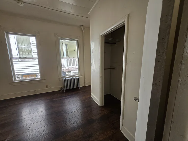 407 N Webster Ave — Photo 9