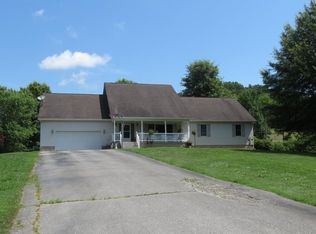 65 Stanley Dr, Prichard, WV 25555