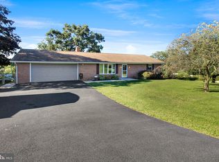 346 Tower Rd, Mohrsville, PA 19541