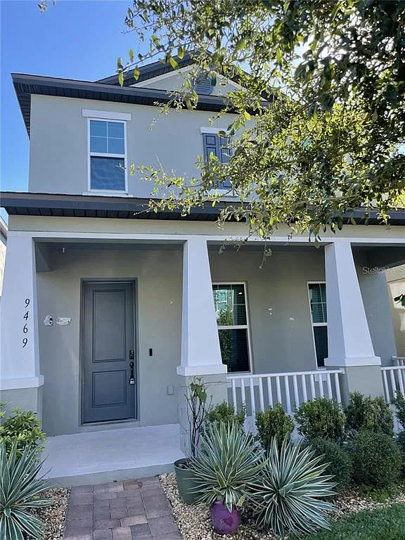 4 bed, 2.5 bath, 1880 sqft, $2,800 — Photo 1