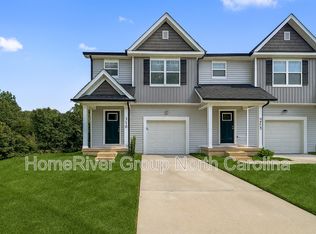 310 Beaumont Cir, Clemmons, NC 27012