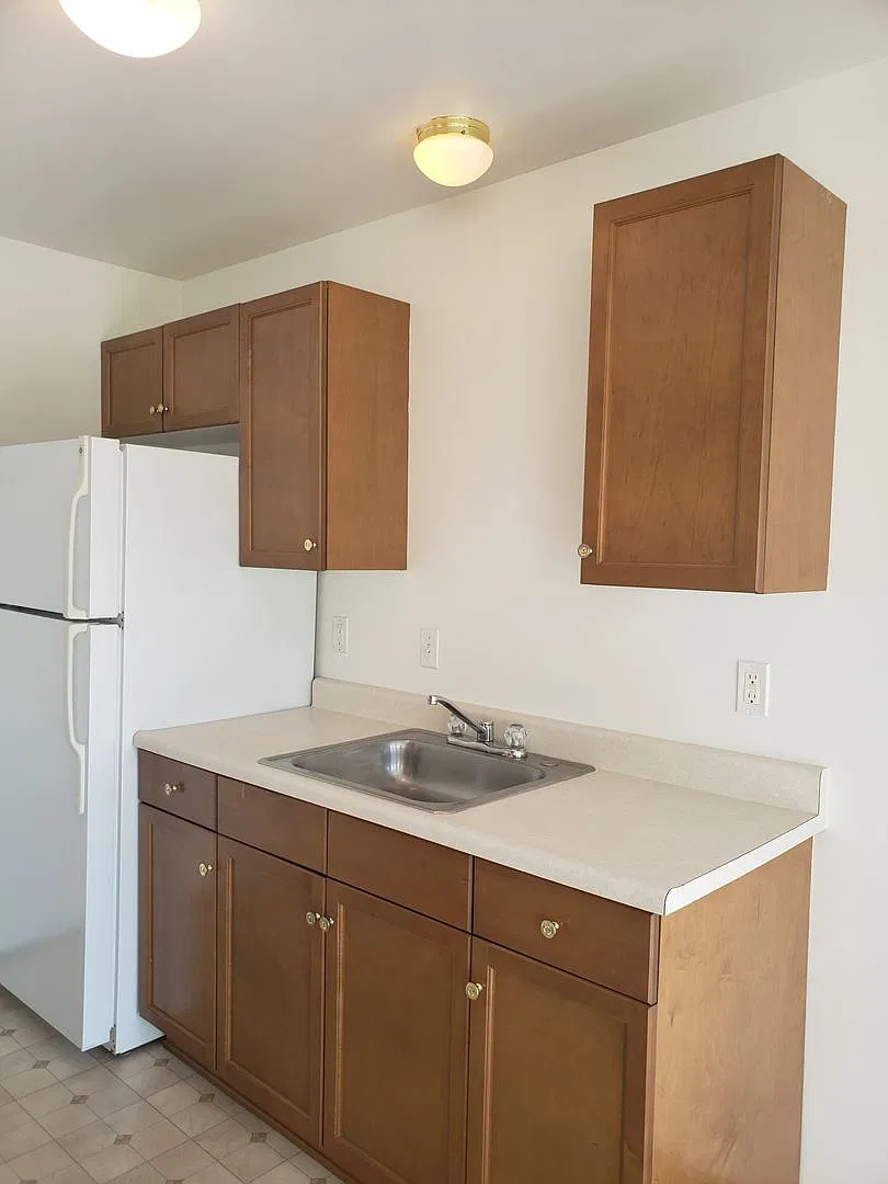 Olympic View Apartments — Photo 2
