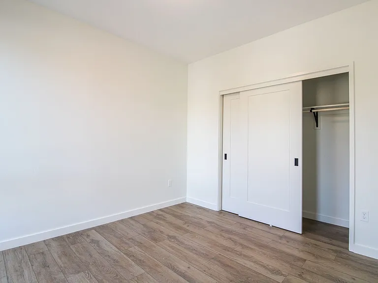 Newly Built Luxury Apartments in San Luis Obispo "Little Italy" — Photo 8