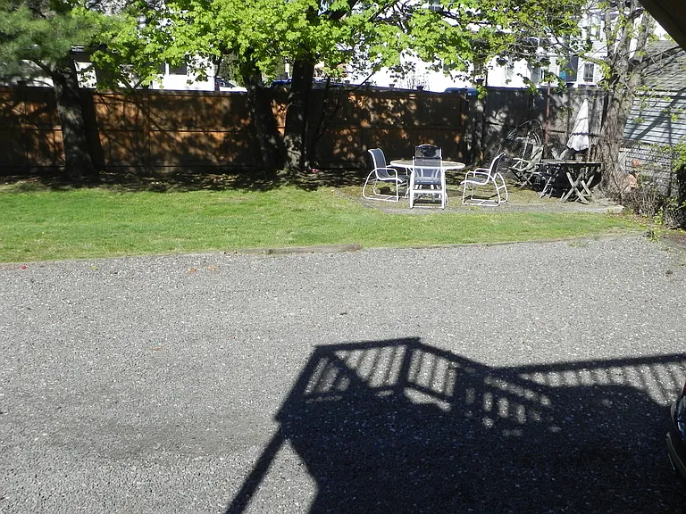 10 Hawkins Ave — Photo 13