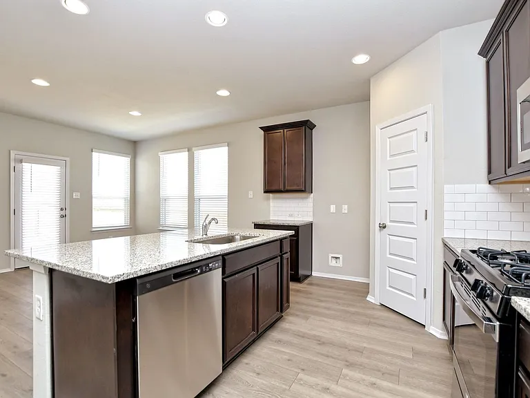 11628 Lago De Garda Dr — Photo 4
