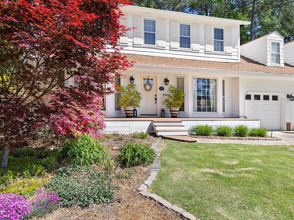 1st image of 105 Penny Ln