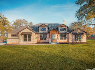 129 Hondo Ridge, La Vernia, TX 78121