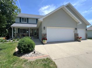 1133 Telluride Ln, Brookings, SD 57006