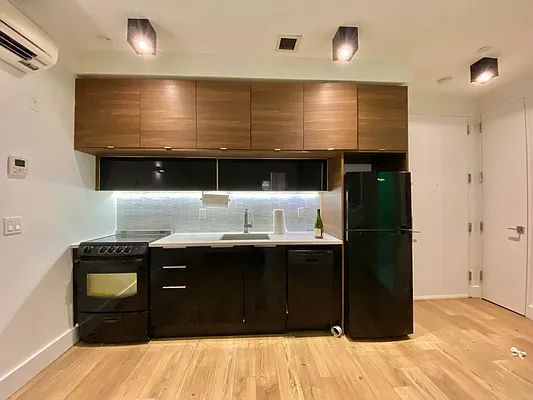 Rented by Simply Brooklyn Realty Inc | media 11