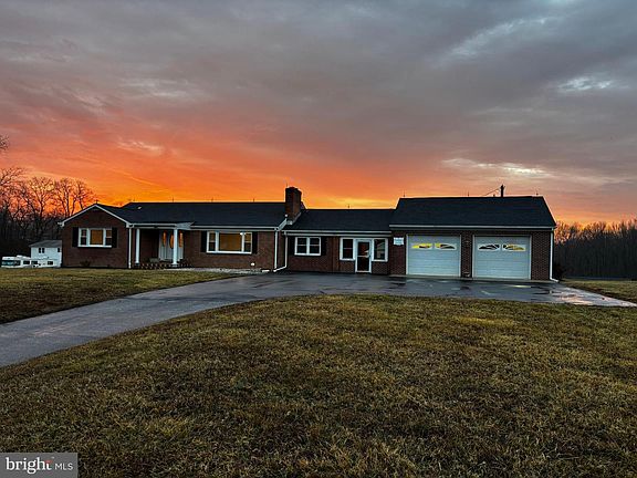 3rd image of 23230 Colton Point Rd