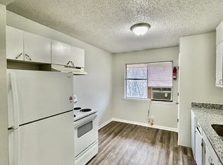 207 Valley View Ave APT 5, Red Bank, TN 37415