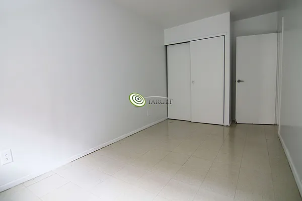 Rented by Target Realty Group | media 22