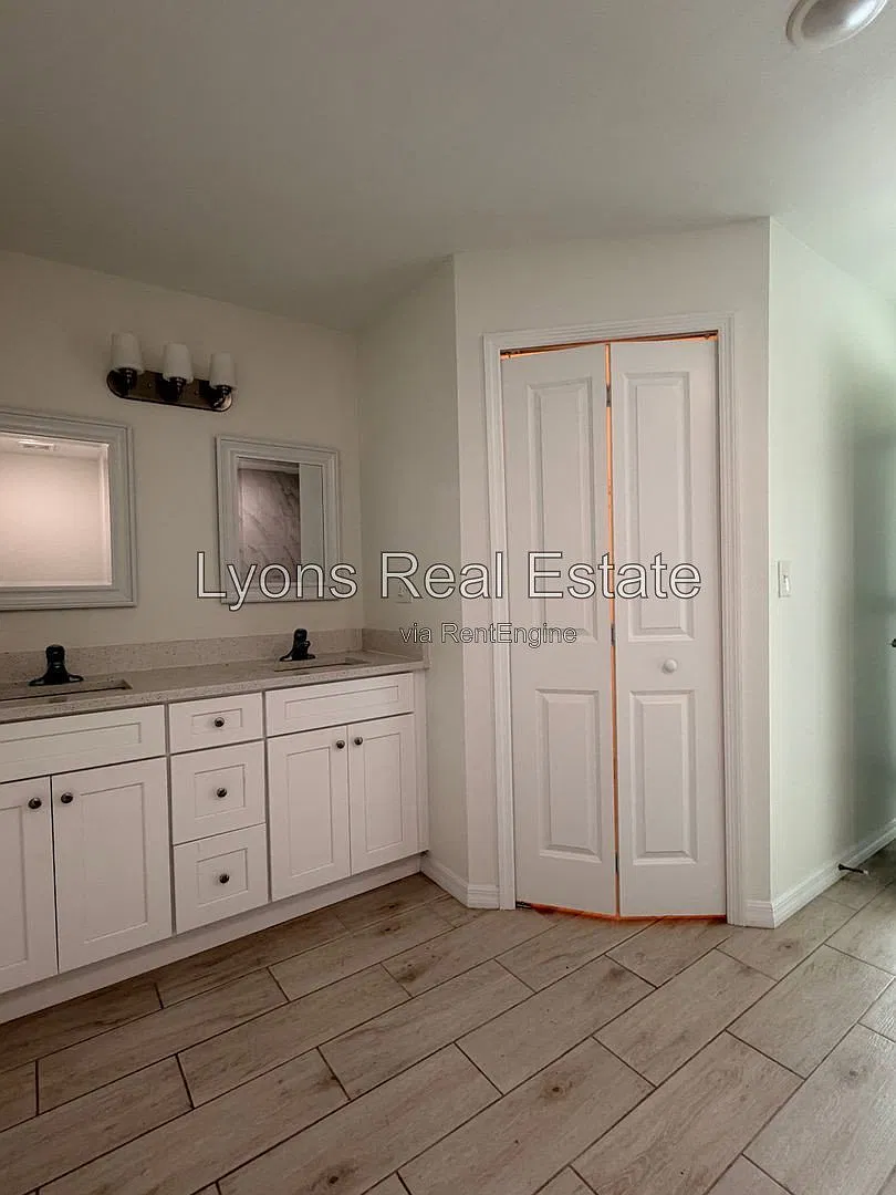 4 bed, 3.0 bath, 1682 sqft, $1,850 — Photo 3