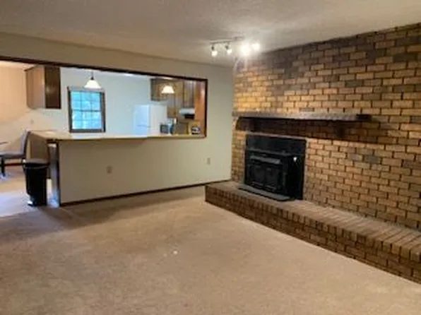 1110 Kent Rd #B, Raleigh, NC 27606