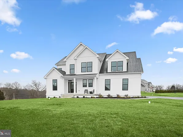 2001 Clover Dr, Finksburg, MD 21048