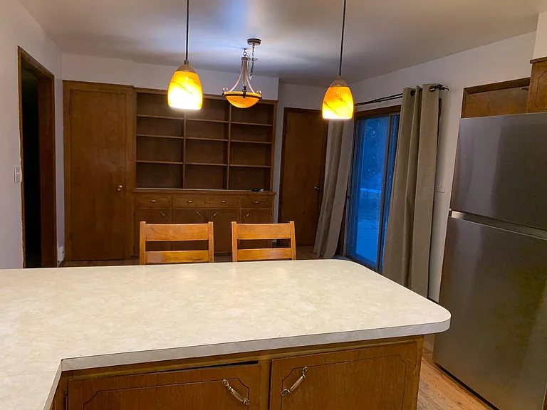2441 W Elizabeth St — Photo 4