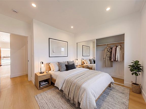 4th image of 1261 S Longwood Ave #1