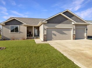 1406 S 6th St, Adel, IA 50003