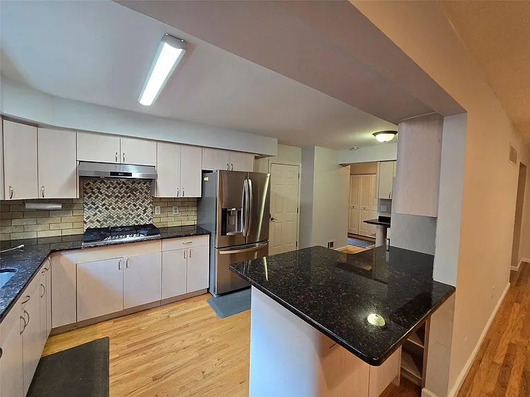 2310 Cumberland Dr — Photo 9
