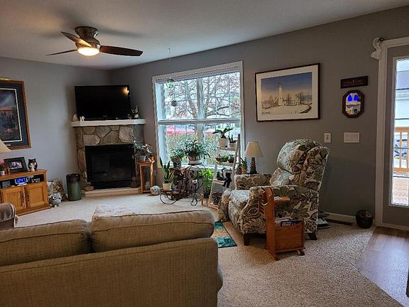 5th image of 1015 E Lincoln St APT 19