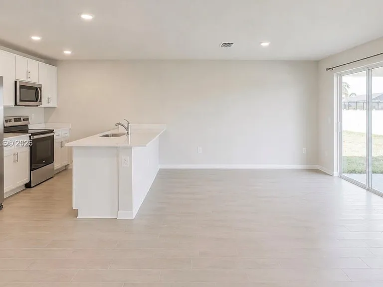 8030 Olive Cir — Photo 4