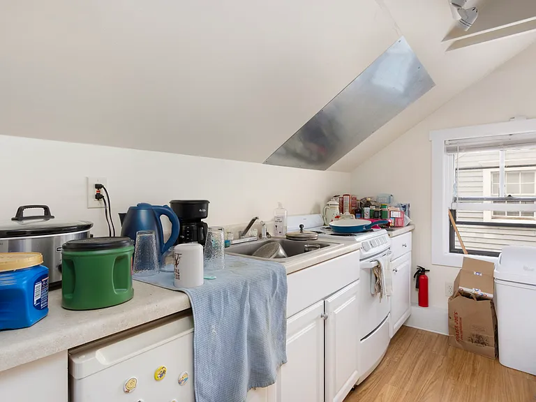 409 Benefit St #3 — Photo 10