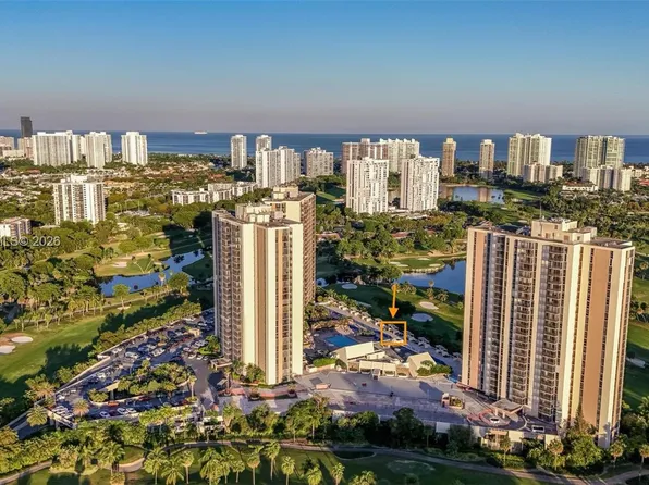 20347 W Country Club Dr, Aventura, FL 33180