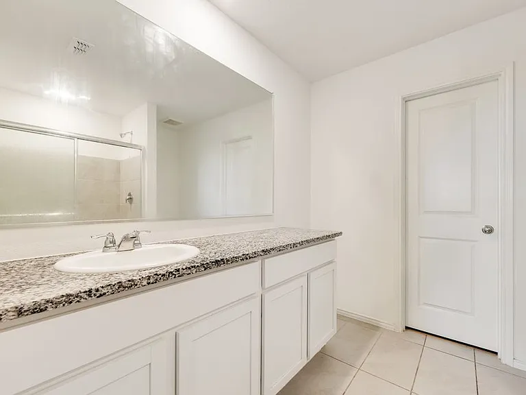 1012 Barkers Pond Ave — Photo 11